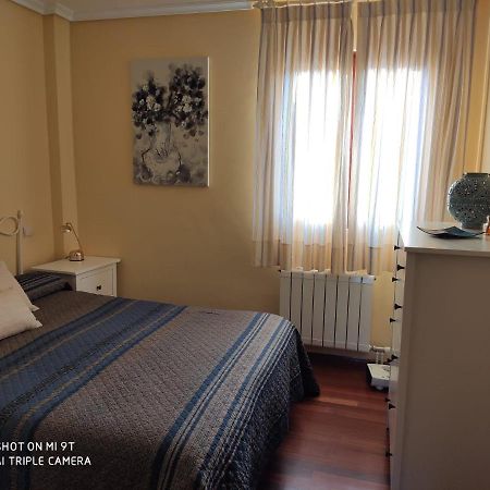 Apartamento En Complejo Residencial Rovacias Comillas Luaran gambar