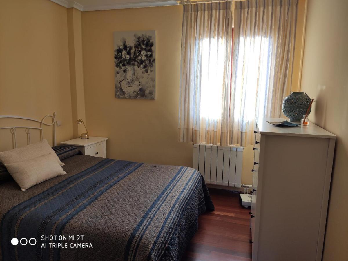 Apartamento En Complejo Residencial Rovacias Comillas Luaran gambar